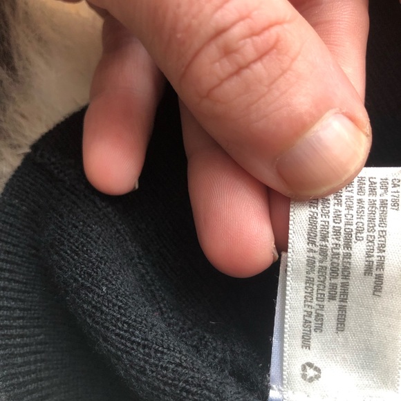 EUC Diesel men’s 100% wool blacked out sweater in size S!! - Picture 5 of 8